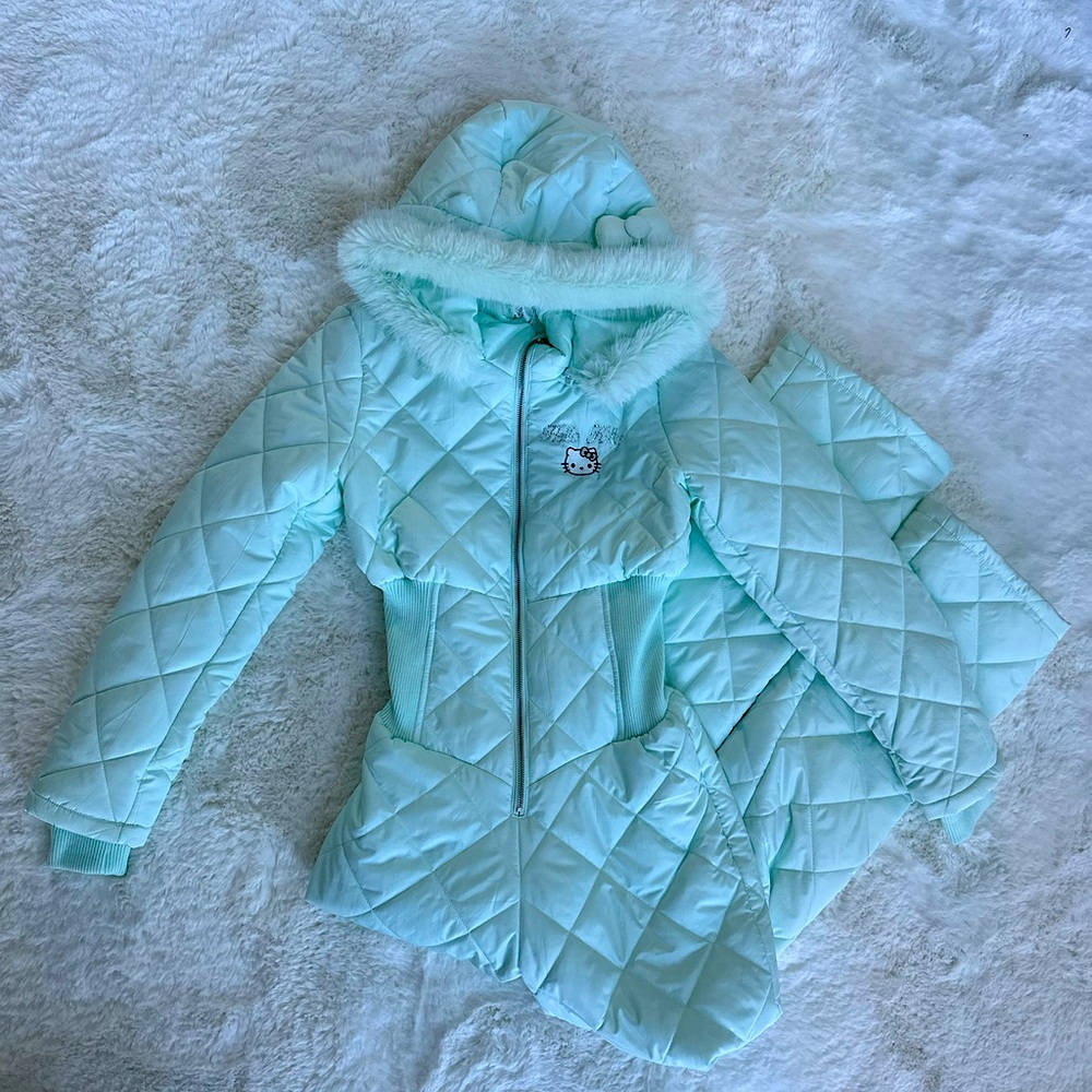 Forever 21 LIMITED EDITION Mint Green Hello Kitty Snowsuit NWT Woman’s XS S M L